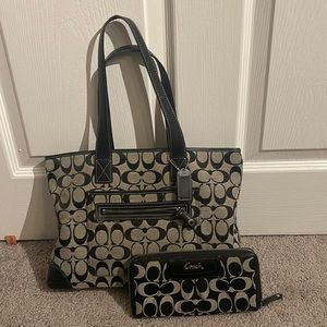 Coach purse